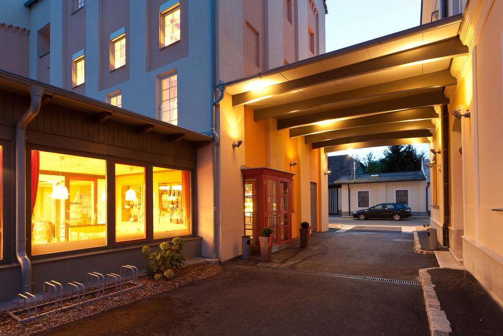 Jufa Hotel Weinviertel - Eselsmuehle Seefeld Exterior foto